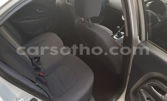 اشتري مستعمل Kia Rio Silver سيارة في Maputsoa في Leribe اشتري مستعمل Kia Rio Silver سيارة في Maputsoa في Leribe