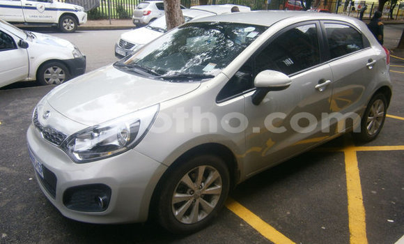 اشتري مستعمل Kia Rio Silver سيارة في Maputsoa في Leribe اشتري مستعمل Kia Rio Silver سيارة في Maputsoa في Leribe