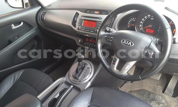 اشتري مستعمل Kia Sportage Silver سيارة في Maseru في Maseru اشتري مستعمل Kia Sportage Silver سيارة في Maseru في Maseru
