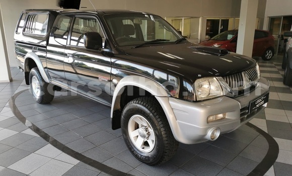 Sayi Na hannu Mitsubishi Colt Black Mota in Maseru a Maseru Sayi Na hannu Mitsubishi Colt Black Mota in Maseru a Maseru