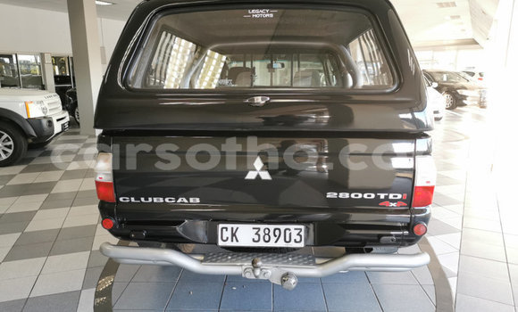 Sayi Na hannu Mitsubishi Colt Black Mota in Maseru a Maseru Sayi Na hannu Mitsubishi Colt Black Mota in Maseru a Maseru