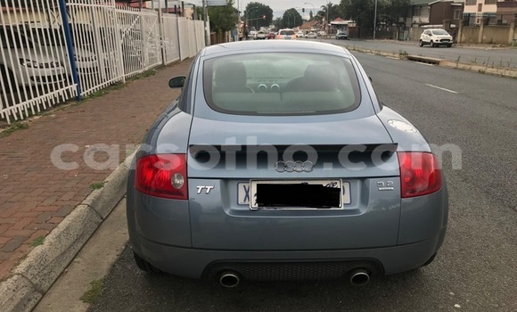 Sayi Na hannu Audi TT Blue Mota in Maseru a Maseru Sayi Na hannu Audi TT Blue Mota in Maseru a Maseru