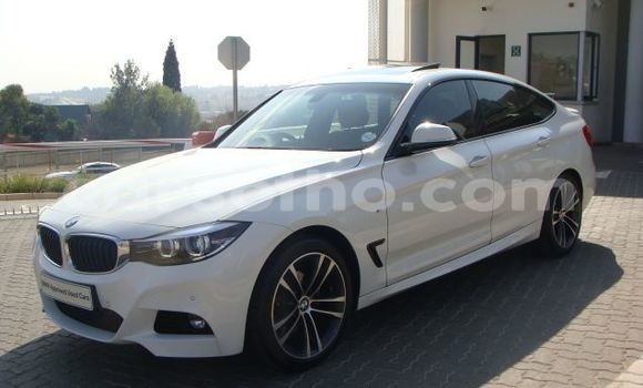 Sayi Na hannu BMW 3–Series White Mota in Roma a Maseru Sayi Na hannu BMW 3–Series White Mota in Roma a Maseru