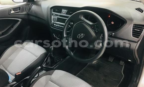 اشتري مستعمل Hyundai i20 Silver سيارة في Mafeteng في Mafeteng اشتري مستعمل Hyundai i20 Silver سيارة في Mafeteng في Mafeteng