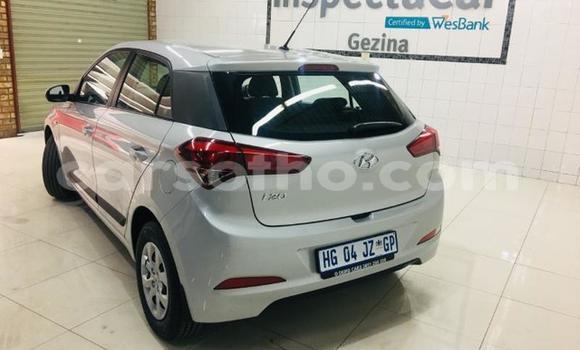 اشتري مستعمل Hyundai i20 Silver سيارة في Mafeteng في Mafeteng اشتري مستعمل Hyundai i20 Silver سيارة في Mafeteng في Mafeteng