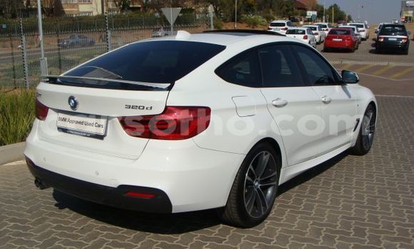 Sayi Na hannu BMW 3–Series White Mota in Roma a Maseru Sayi Na hannu BMW 3–Series White Mota in Roma a Maseru