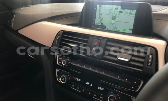 Sayi Na hannu BMW 3–Series White Mota in Roma a Maseru Sayi Na hannu BMW 3–Series White Mota in Roma a Maseru