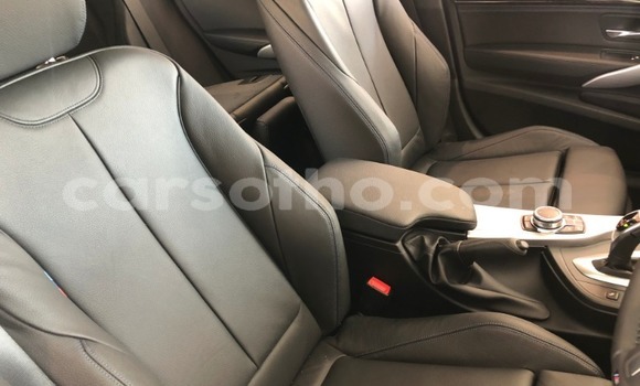 Sayi Na hannu BMW 3–Series White Mota in Roma a Maseru Sayi Na hannu BMW 3–Series White Mota in Roma a Maseru