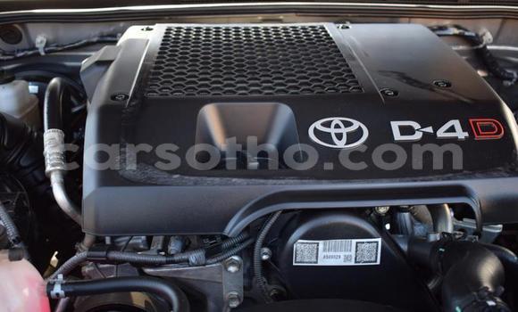 Buy Used Toyota Hilux Red Car in Maputsoe in Leribe Buy Used Toyota Hilux Red Car in Maputsoe in Leribe