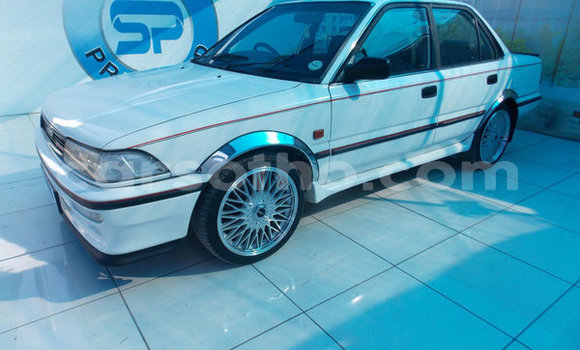Acheter Occasion Voiture Toyota Corolla Vert à Maputsoe, Leribe Acheter Occasion Voiture Toyota Corolla Vert à Maputsoe, Leribe