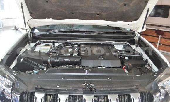 اشتري مستعمل Toyota Land Cruiser White سيارة في Teyateyaneng في Berea اشتري مستعمل Toyota Land Cruiser White سيارة في Teyateyaneng في Berea