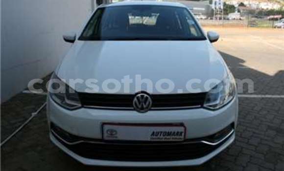Acheter Occasion Voiture Volkswagen Polo Blanc à Butha Buthe, Butha-Buthe Acheter Occasion Voiture Volkswagen Polo Blanc à Butha Buthe, Butha-Buthe