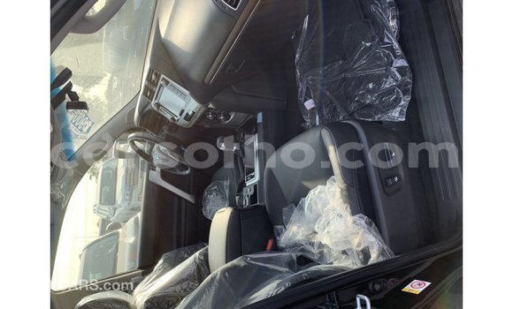 اشتري Imported Toyota Prado Black سيارة في Import - Dubai في Maseru اشتري Imported Toyota Prado Black سيارة في Import - Dubai في Maseru
