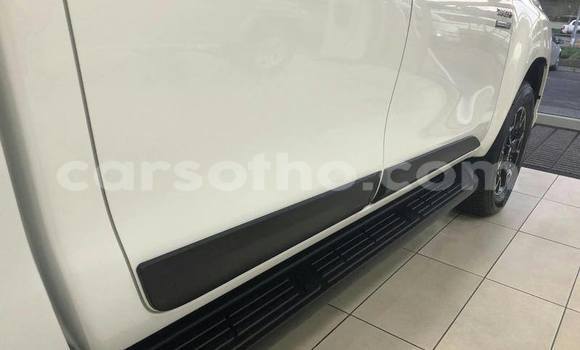 Buy Used Toyota Hilux White Car in Maseru in Maseru Buy Used Toyota Hilux White Car in Maseru in Maseru