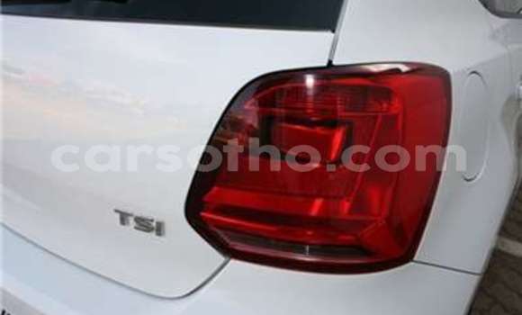 Acheter Occasion Voiture Volkswagen Polo Blanc à Butha Buthe, Butha-Buthe Acheter Occasion Voiture Volkswagen Polo Blanc à Butha Buthe, Butha-Buthe