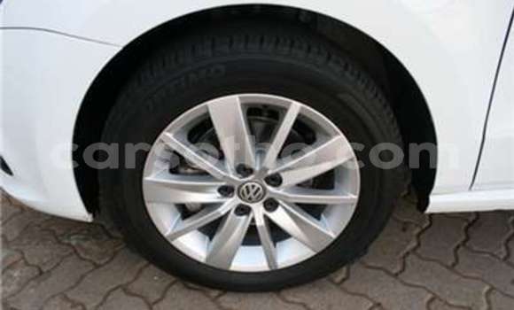 Acheter Occasion Voiture Volkswagen Polo Blanc à Butha Buthe, Butha-Buthe Acheter Occasion Voiture Volkswagen Polo Blanc à Butha Buthe, Butha-Buthe
