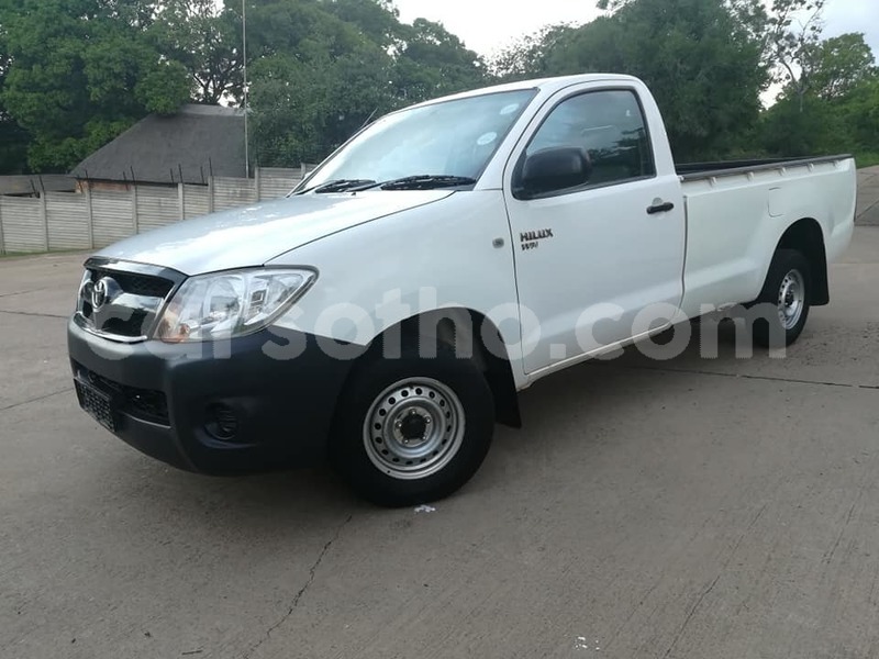 Big with watermark toyota hilux leribe maputsoe 15152