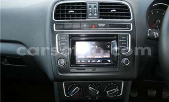 Acheter Occasion Voiture Volkswagen Polo Blanc à Butha Buthe, Butha-Buthe Acheter Occasion Voiture Volkswagen Polo Blanc à Butha Buthe, Butha-Buthe