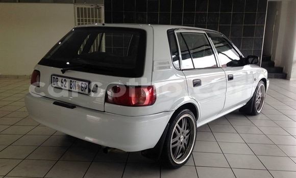 Sayi Na hannu Toyota Corolla White Mota in Maseru a Maseru Sayi Na hannu Toyota Corolla White Mota in Maseru a Maseru