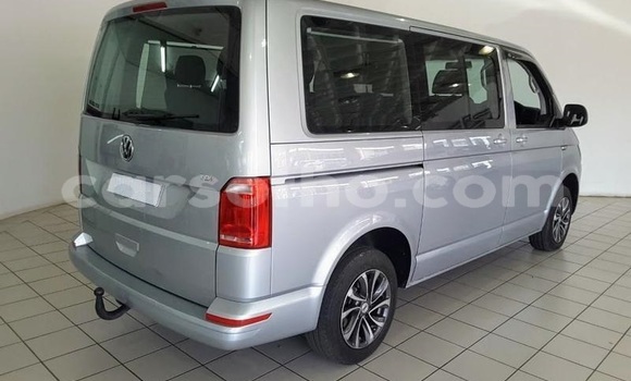 Acheter Occasion Voiture Volkswagen California Gris à Maseru, Maseru Acheter Occasion Voiture Volkswagen California Gris à Maseru, Maseru
