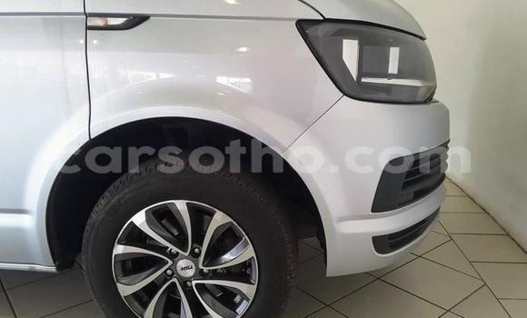 Acheter Occasion Voiture Volkswagen California Gris à Maseru, Maseru Acheter Occasion Voiture Volkswagen California Gris à Maseru, Maseru