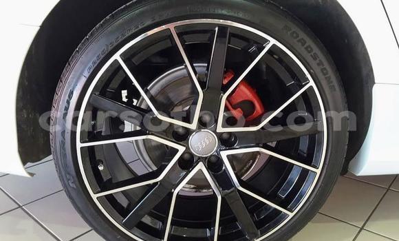 اشتري مستعمل Audi A6 White سيارة في Maseru في Maseru اشتري مستعمل Audi A6 White سيارة في Maseru في Maseru