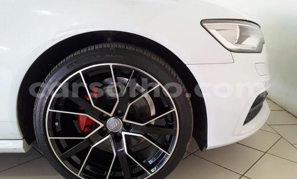 اشتري مستعمل Audi A6 White سيارة في Maseru في Maseru اشتري مستعمل Audi A6 White سيارة في Maseru في Maseru