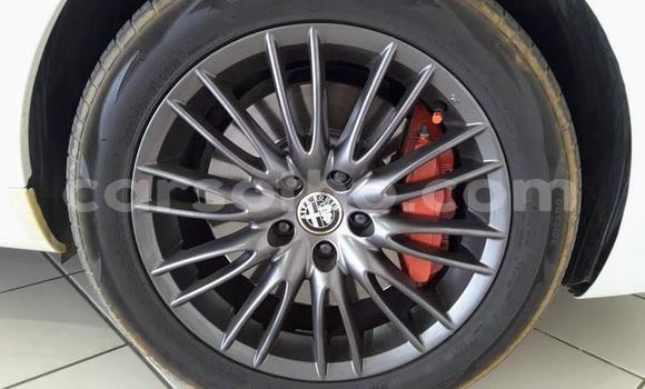 اشتري مستعمل Alfa Romeo 159 White سيارة في Butha–Buthe في Thaba-Tseka اشتري مستعمل Alfa Romeo 159 White سيارة في Butha–Buthe في Thaba-Tseka