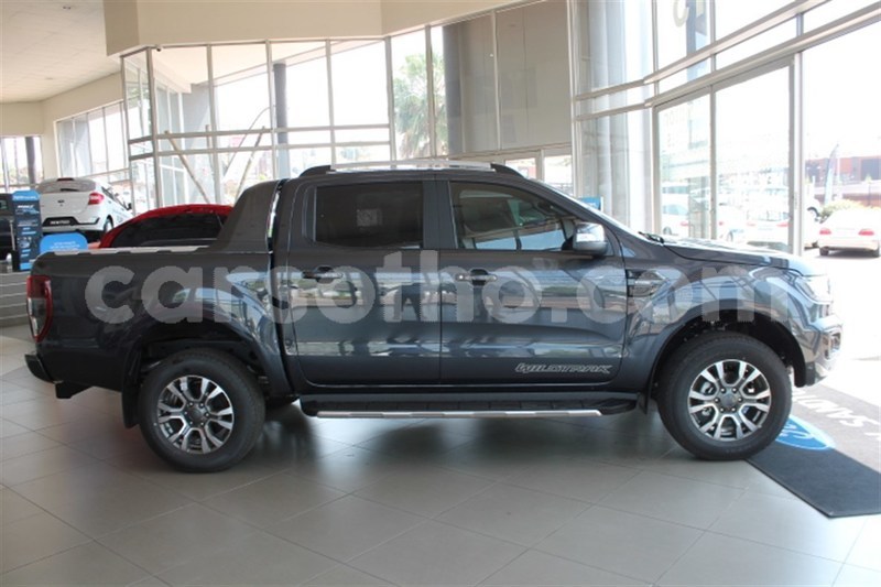 Big with watermark ford ranger maseru import dubai 15166