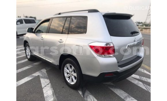 Buy Import Toyota Highlander Other Car in Import - Dubai in Maseru Buy Import Toyota Highlander Other Car in Import - Dubai in Maseru