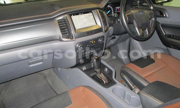 Sayi Na hannu Ford Ranger Black Mota in Peka a Leribe Sayi Na hannu Ford Ranger Black Mota in Peka a Leribe