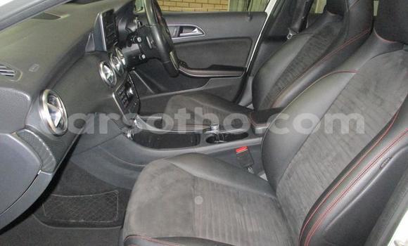 Acheter Occasion Voiture Mercedes-Benz A–Class Blanc à Roma, Maseru Acheter Occasion Voiture Mercedes-Benz A–Class Blanc à Roma, Maseru