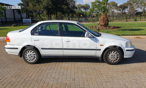 Buy Used Honda Ballade White Car in Mafeteng in Mafeteng Buy Used Honda Ballade White Car in Mafeteng in Mafeteng