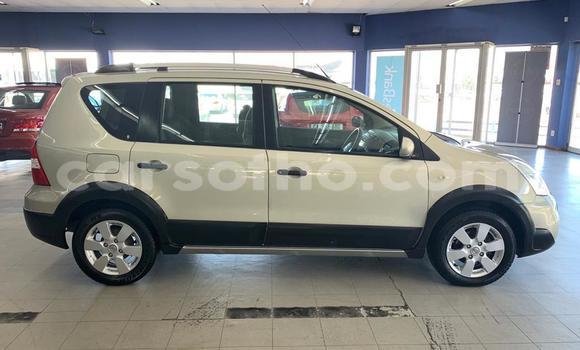 Buy Used Nissan Livina Silver Car in Maputsoe in Leribe Buy Used Nissan Livina Silver Car in Maputsoe in Leribe