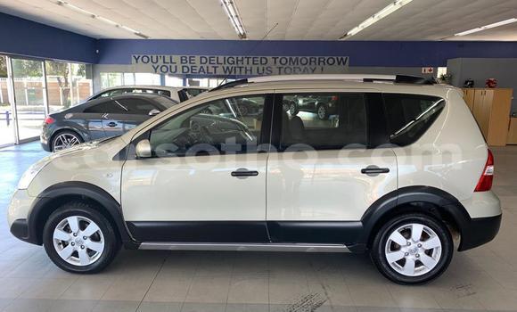 Buy Used Nissan Livina Silver Car in Maputsoe in Leribe Buy Used Nissan Livina Silver Car in Maputsoe in Leribe