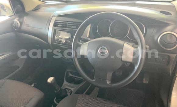 Buy Used Nissan Livina Silver Car in Maputsoe in Leribe Buy Used Nissan Livina Silver Car in Maputsoe in Leribe