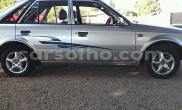 Acheter Occasion Voiture Mazda 323 Marron à Maputsoa, Leribe Acheter Occasion Voiture Mazda 323 Marron à Maputsoa, Leribe