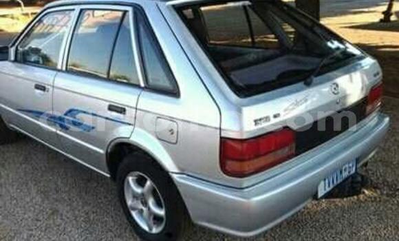Acheter Occasion Voiture Mazda 323 Marron à Maputsoa, Leribe Acheter Occasion Voiture Mazda 323 Marron à Maputsoa, Leribe