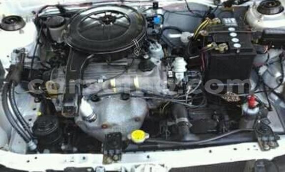 Acheter Occasion Voiture Mazda 323 Marron à Maputsoa, Leribe Acheter Occasion Voiture Mazda 323 Marron à Maputsoa, Leribe