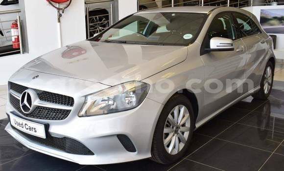 Acheter Occasion Voiture Mercedes-Benz A–Class Gris à Thaba–Tseka, Mafeteng Acheter Occasion Voiture Mercedes-Benz A–Class Gris à Thaba–Tseka, Mafeteng