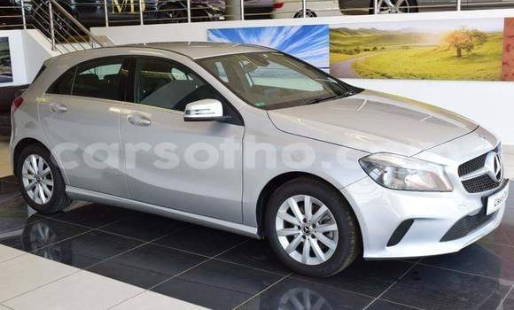 Acheter Occasion Voiture Mercedes-Benz A–Class Gris à Thaba–Tseka, Mafeteng Acheter Occasion Voiture Mercedes-Benz A–Class Gris à Thaba–Tseka, Mafeteng