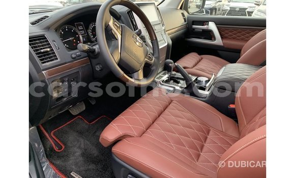 Buy Import Toyota Land Cruiser Black Car in Import - Dubai in Maseru Buy Import Toyota Land Cruiser Black Car in Import - Dubai in Maseru