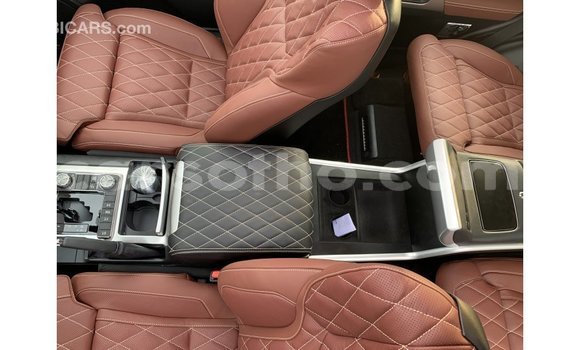 Buy Import Toyota Land Cruiser Black Car in Import - Dubai in Maseru Buy Import Toyota Land Cruiser Black Car in Import - Dubai in Maseru