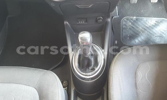 Sayi Na hannu Hyundai i20 Beige Mota in Maseru a Maseru Sayi Na hannu Hyundai i20 Beige Mota in Maseru a Maseru