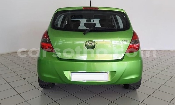 Sayi Na hannu Hyundai i20 Beige Mota in Maseru a Maseru Sayi Na hannu Hyundai i20 Beige Mota in Maseru a Maseru