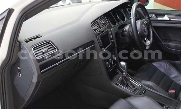اشتري مستعمل Volkswagen Golf GTI White سيارة في Maseru في Maseru اشتري مستعمل Volkswagen Golf GTI White سيارة في Maseru في Maseru