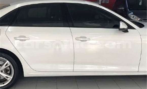 اشتري مستعمل Audi A4 White سيارة في Maseru في Maseru اشتري مستعمل Audi A4 White سيارة في Maseru في Maseru