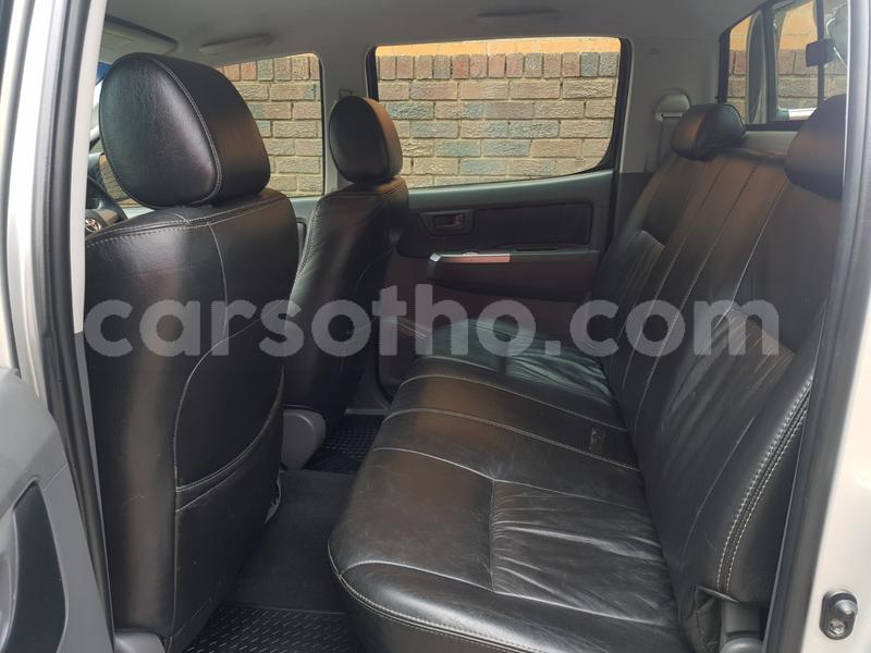 Big with watermark toyota hilux leribe hlotse 15205