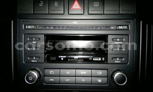 Sayi Na hannu Volkswagen Polo Black Mota in Teyateyaneng a Berea Sayi Na hannu Volkswagen Polo Black Mota in Teyateyaneng a Berea