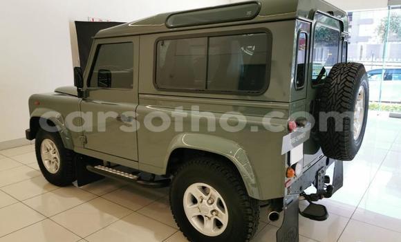 Sayi Na hannu Land Rover Defender Green Mota in Hlotse a Leribe Sayi Na hannu Land Rover Defender Green Mota in Hlotse a Leribe